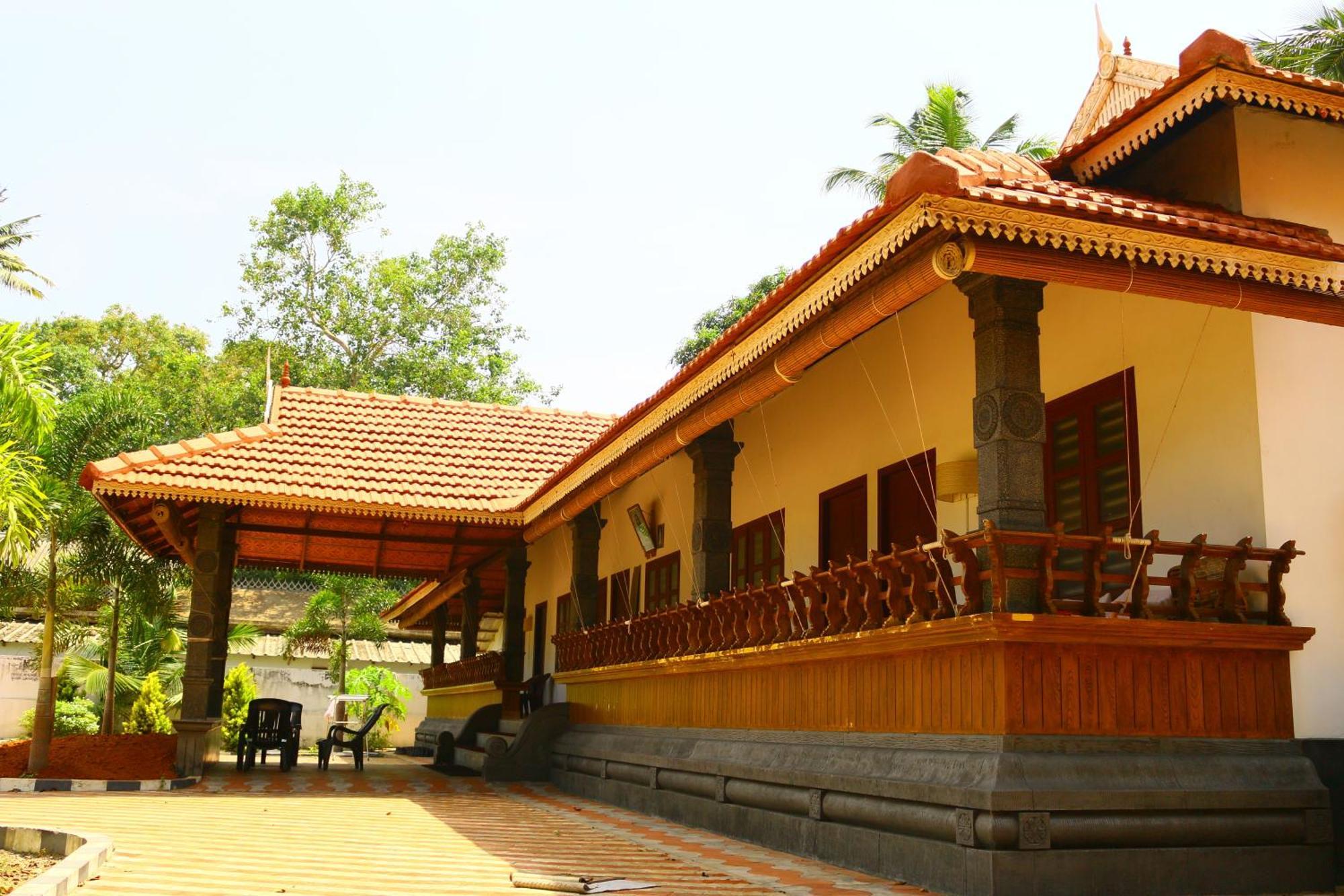 Baywatch Beach Resort Alappuzha Esterno foto