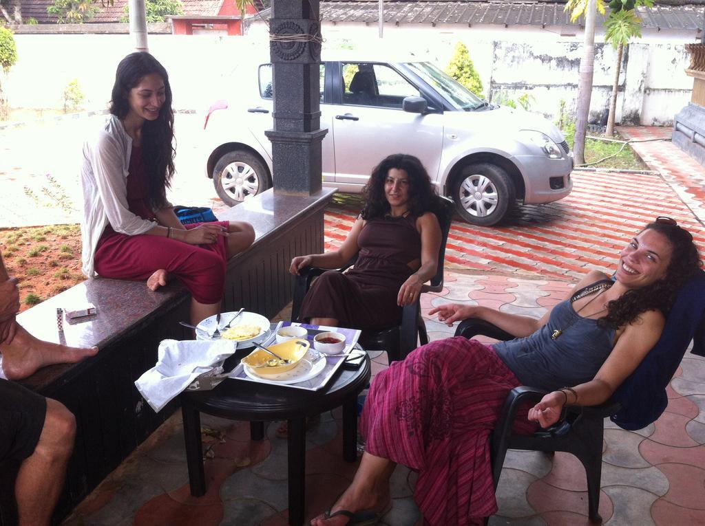 Baywatch Beach Resort Alappuzha Esterno foto