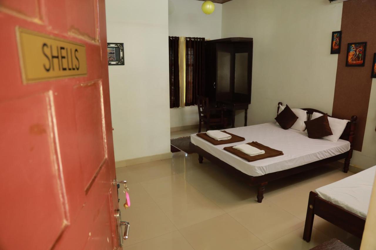 Baywatch Beach Resort Alappuzha Esterno foto